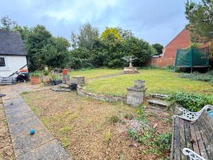 Photo 21- click for photo gallery